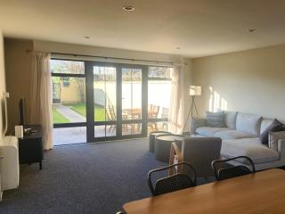 Urban Retreat in the CBD - 7