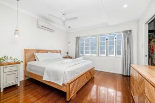 Spacious Queenslander Retreat - 9