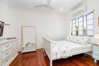 Spacious Queenslander Retreat - 5