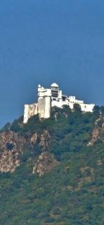 Chateau - 9