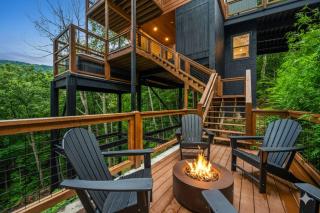 Treehouse Retreat - Pittman Center - 6