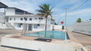 Palazzo Beach Hotel - 8