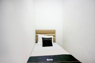 OYO 94752 Surya Residence Medan - Medan - 2