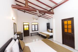 Palazzo Beach Hotel - 7