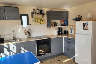 Tipoz'Immo - Maison Bleue accès à pied plage - spot surf - fibre inclus - linge inclus et lits faits - parking gratuit - proche des commerces et des attractions touristiques - 8