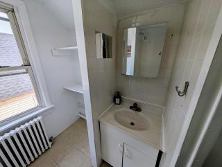 MUTED - Newly Renovated 2B 2BA apt! mins to PATH & NY! - 8