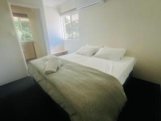 3 Bedroom Villa with Courtyard close to resort pool - 1