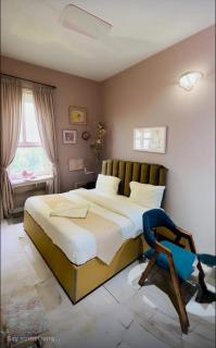 J Residency Near Nizamuddin Railway Station - 6