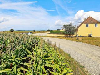 6 person holiday home in Faaborg-By Traum - 4