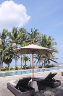 Beachfront Villa Bali - The Luxury Fort - 9