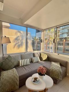 Bondi Ocean Views, Parking, 1 min to Beach - 8