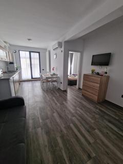 Didy's Place - 7