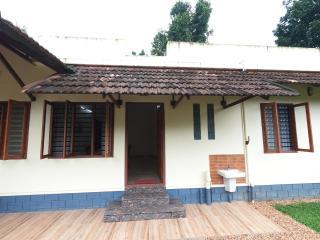 Tharangini - Riverside Private Bedroom - 1