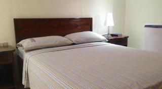 Ridgecrest Gardens Hotel - 2