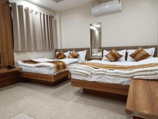 Shri ShyamRaj Hotel Ujjain - 4