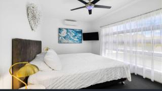Your Luxury Getaway In The Heart Of Coffin Bay - 6