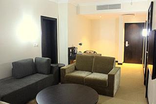 Golden Tulip lbadan - Deluxe Room - 6