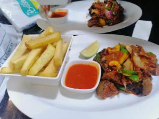 Golden Tulip lbadan - Deluxe Room - 5