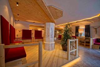 Hotel Teresa - San Vigilio Di Marebbe - 1