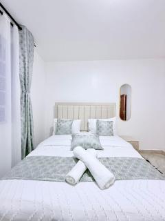 Sun-Side Homes Home Away From Home - 5