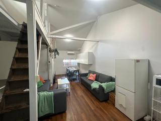 3BR Entire Home, 1 Min to Midosuji Line, Sleeps 10 - 4