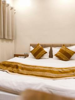 Shri ShyamRaj Hotel Ujjain - 5