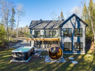 Brand New with Spa & Sauna - Le NaturO Spa - 0