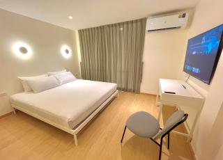 Slaap36 5BR Home with Parking, Walk to BTS Ari - Bangkok - 6
