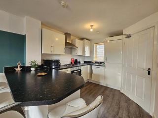 Homington House By N And N Stays, Perfect for Contractors and Workers, Monthly stay Disc available, Private Parking for 2 vehicles, Fast Wifi - Swindon - 8