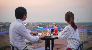 Yeak Loam Hotel - 9