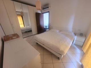 la iaia's home - 6