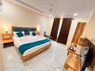 Kubergarh Resort - 9