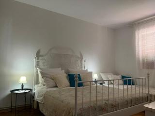 Apartment with swimming pool - 8