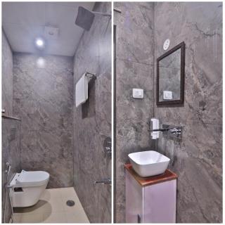 Hotel Reef Inn - 2