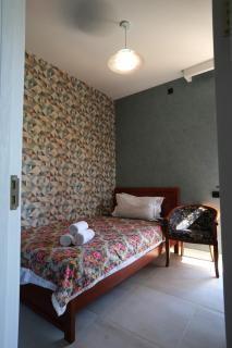 ILIAS Guest House - 5