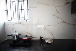 1BHK 2km From Hosa Road Metro with lift 103 - Bangalore - 4