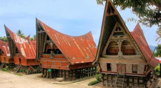 Toba Beach Hotel - 1