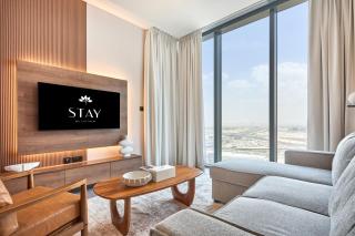STAY BY LATINEM Luxury 1BR Holiday Home CB 2701 Near Burj Khalifa - 0