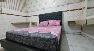 Hotel O Losmen Bunda Arema - 5