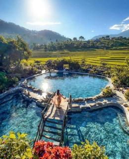 Ura Ura Homestay - 0