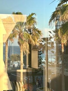Bondi Ocean Views, Parking, 1 min to Beach - 9