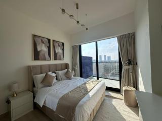 Stylish One Bedroom Apartment at Binghatti Crest, JVC Dubai By al sarya Holiday Homes - 9