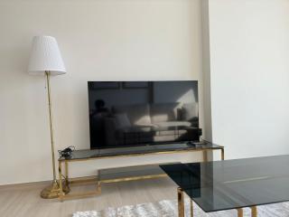 Stylish One Bedroom Apartment at Binghatti Crest, JVC Dubai By al sarya Holiday Homes - 6