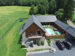 Villa with heated outdoor pool and sauna - 2
