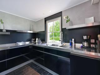 Tasteful Villa in Didam with Garden - 5