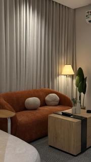 Luxury 1BR Suite Walk to Café&Supermarket - 1