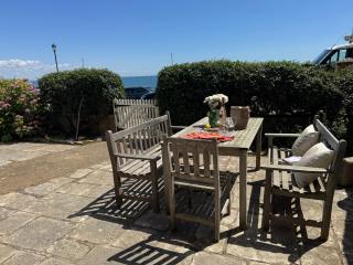 Sea views at Quay Rocks - 0