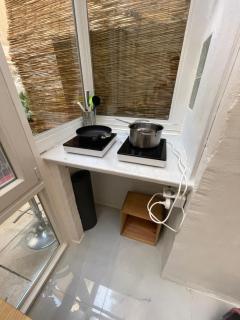 new mini Studio in center of Athens, Exarchia, in the base with access to garden - 1