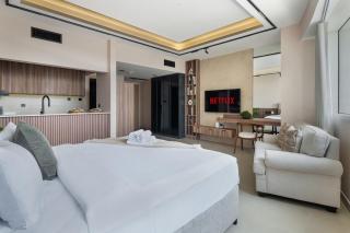 Luxury Jlt Studio Renovated Lake View Metro - 0