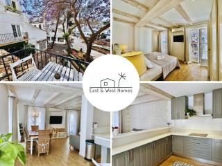 Old Town Modern Flat, 4 Minutes From Beach - EaW Homes - 0
